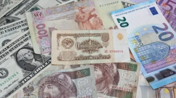 سعر العملات الأجنبية مقابل الجنيه المصري اليوم الأحد 30-11-2025 وأبرز التغيرات